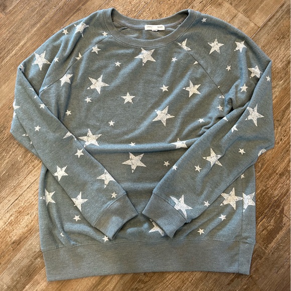 Star Patterned Sweater - Picture 1 of 2